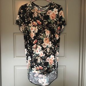 Aritzia Wilfred Floral Top